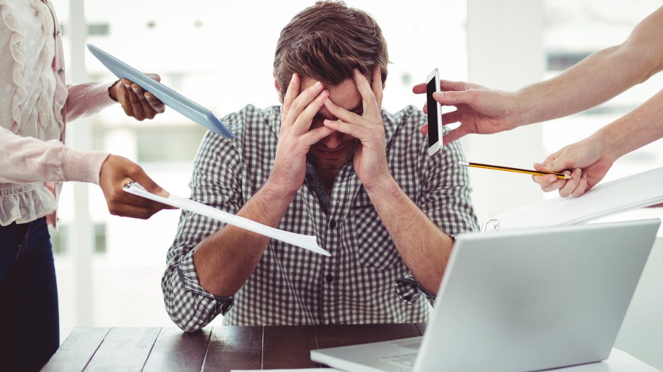 Managing Trading Stress: 10 Tips for a Calm and Successful Trading Journey Managing Trading Stress: 10 Tips for a Calm and Successful Trading Journey